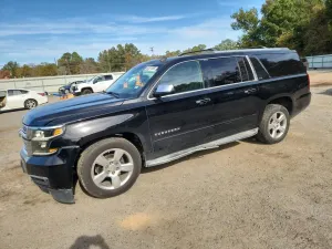 Chevrolet Suburban C1500 LTZ 5.3L 8 2015