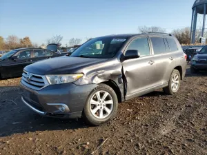 Toyota Highlander BASE 3.5L 6 2013