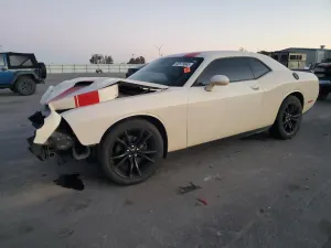 Dodge Challenger SXT 3.6L 6 2016