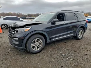 Ford Explorer XLT 2.3L 4 2023