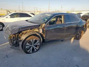 Volkswagen Passat SE 2.0L 4 2022