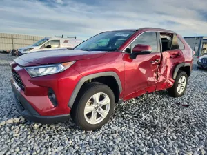 Toyota Rav4 XLE 2.5L 4 2021