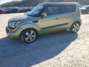 Kia Soul + 2.0L 4 2011