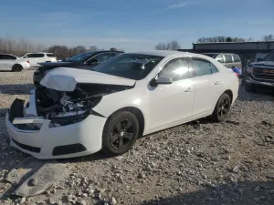 Chevrolet Malibu 1LT 2.5L 4 2013