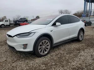 Tesla Model X 2018