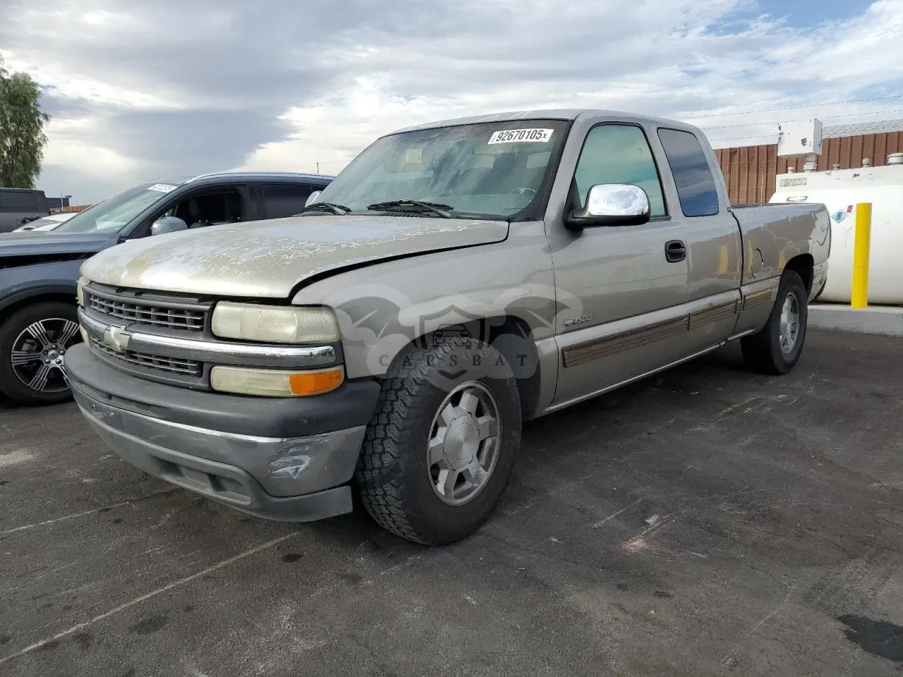 Chevrolet Silverado 1500 C1500 4.8L 8 2002