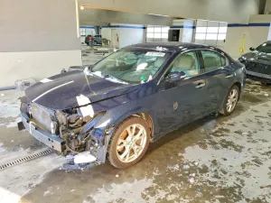 Nissan Maxima S 3.5L 6 2014