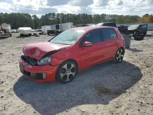 Volkswagen Golf 2.0L 4 2011