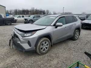 Toyota Rav4 LE 2.5L 4 2021