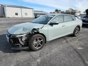 Kia K4 LX 2.0L 4 2025