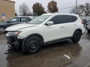 Nissan Rogue S 2.5L 4 2017