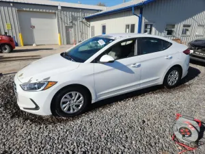 Hyundai Elantra SE 2.0L 4 2017