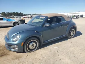 Volkswagen Beetle S 2 L 4 2018