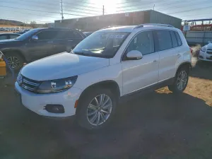Volkswagen Tiguan S 2.0L 4 2012