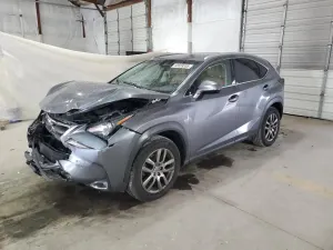 Lexus NX 200T BASE 2.0L 4 2016