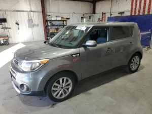 Kia Soul + 2.0L 4 2017