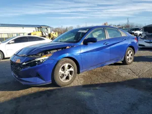 Hyundai Elantra SE 2.0L 4 2021