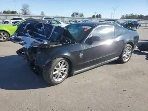 Ford Mustang 3.7L 6 2011