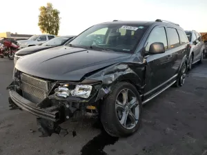 Dodge Journey CROSSROAD 2.4L 4 2016