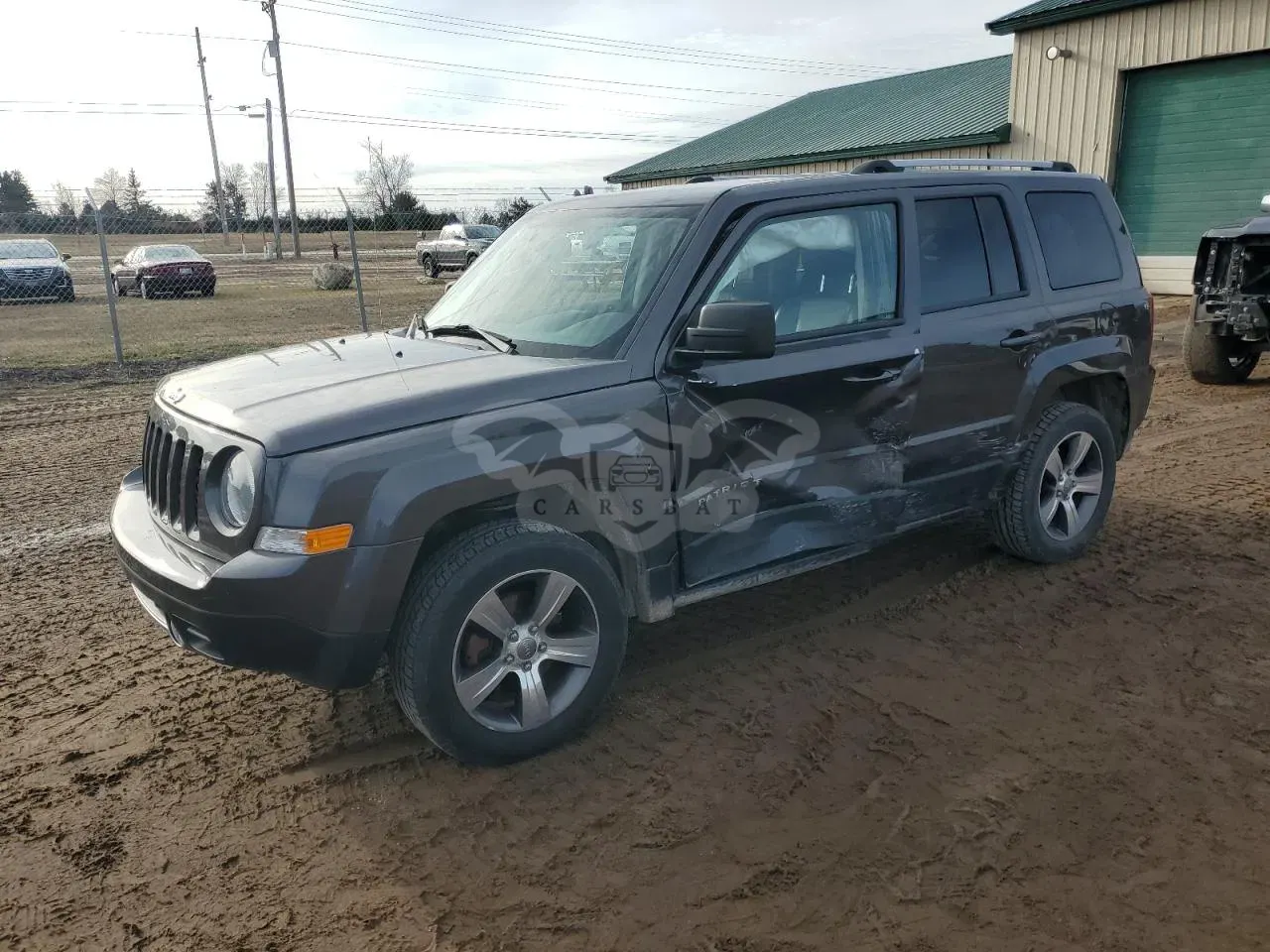 Jeep Patriot LATITUDE 2.4L 4 2016