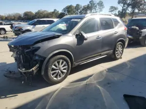 Nissan Rogue S 2.5L 4 2017