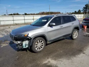 Jeep Cherokee LATITUDE 2.4L 4 2020