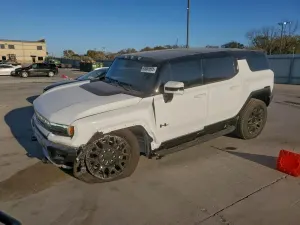 GMC Hummer 2X 2025