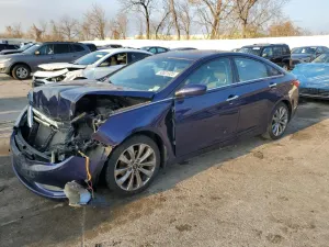 Hyundai Sonata SE 2.4L 4 2012