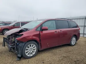 Toyota Sienna XLE 3.5L 6 2014