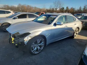 Infiniti Q70 3.7 3.7L 6 2016