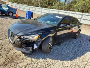 Nissan Altima SR 2.5L 4 2019