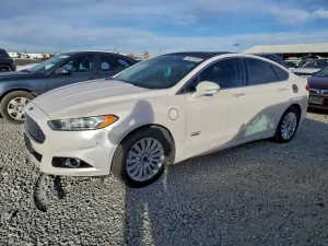 Ford Fusion TITANIUM PHEV 2.0L 4 2013