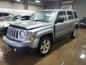 Jeep Patriot LATITUDE 2.0L 4 2016