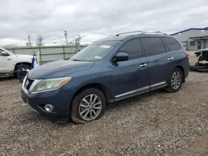 Nissan Pathfinder S 3.5L 6 2015
