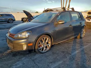 Volkswagen Golf 2.0L 4 2013