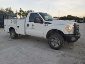 Ford F-250 SUPER DUTY 6.2L 8 2015