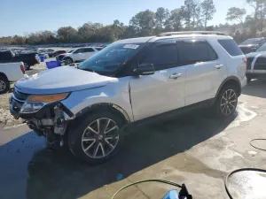 Ford Explorer XLT 3.5L 6 2015