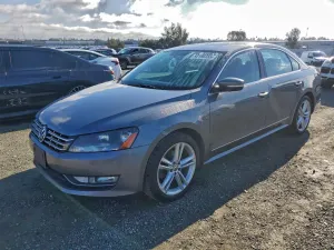Volkswagen Passat SE 2.0L 4 2014