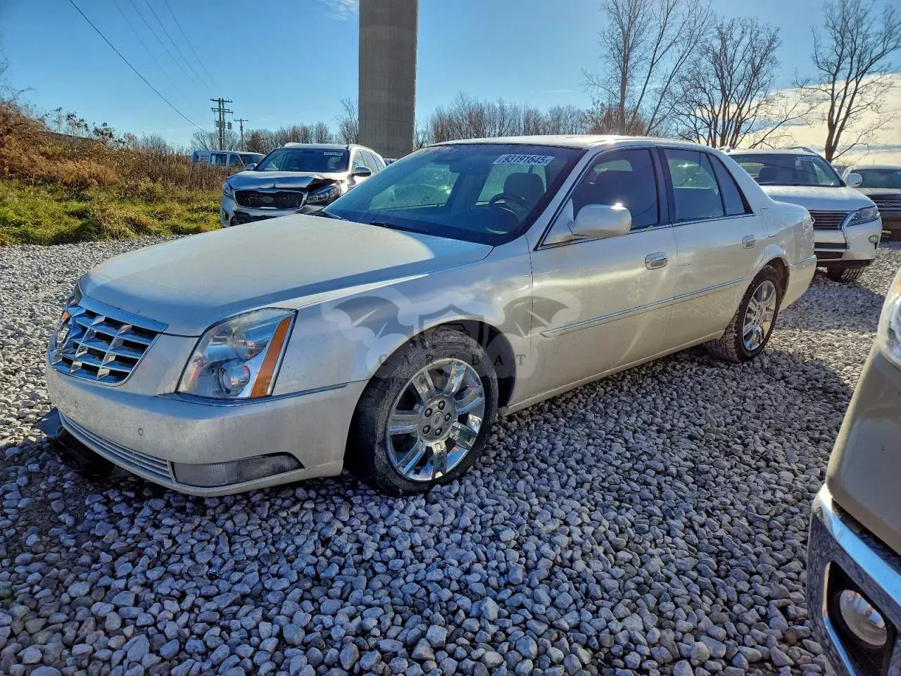 Cadillac DTS PLATINUM 4.6L 8 2011