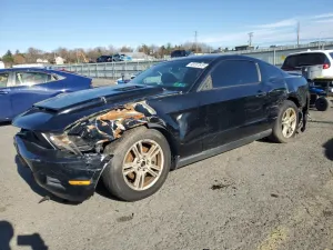 Ford Mustang 3.7L 6 2012