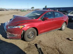Ford Fusion S 2.5L 4 2014