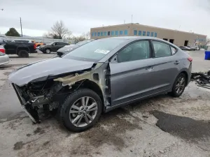 Hyundai Elantra SEL 2.0L 4 2018