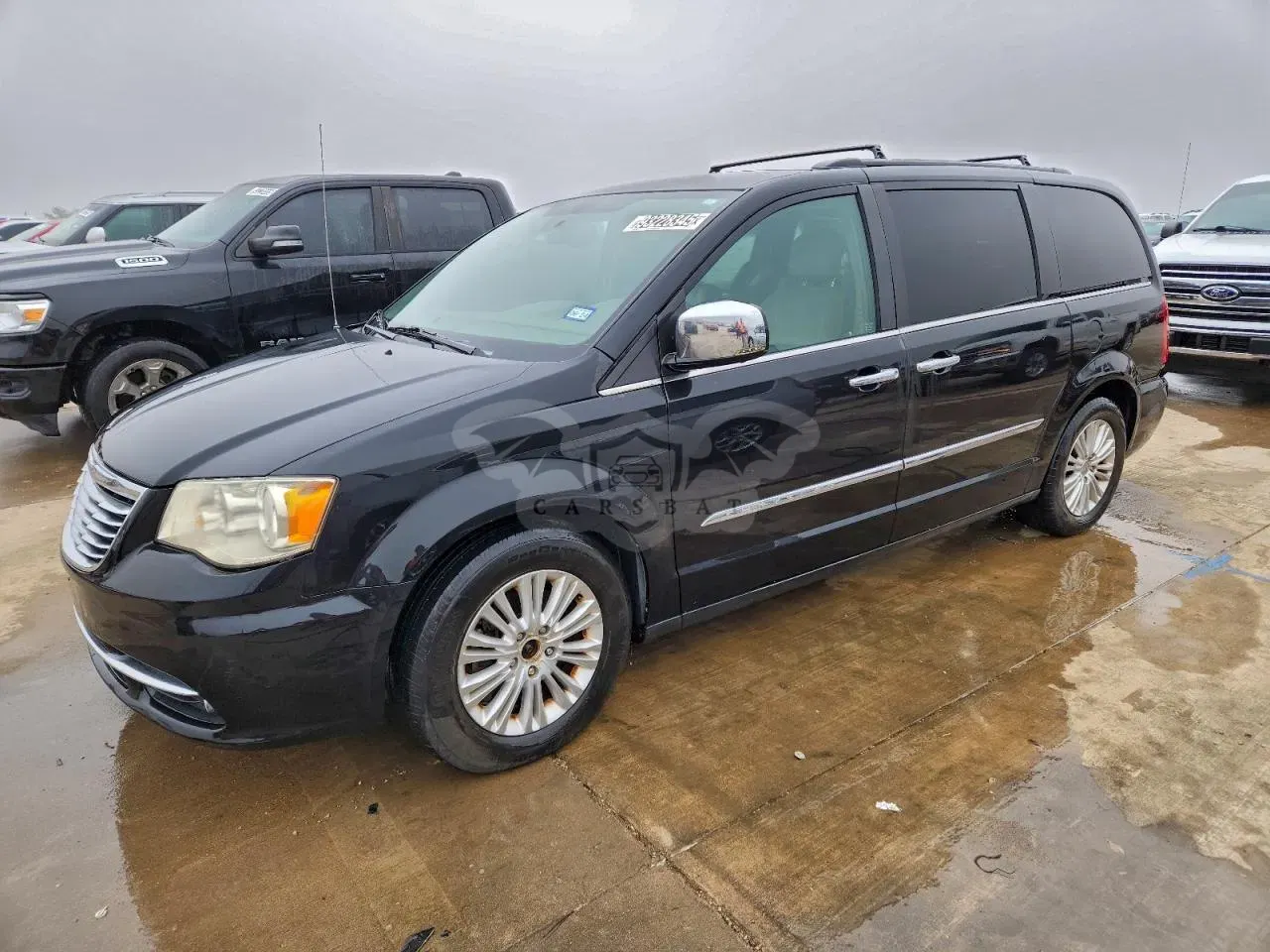 Chrysler Town & Country 3.6L 6 2013