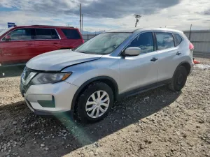 Nissan Rogue S 2.5L 4 2017