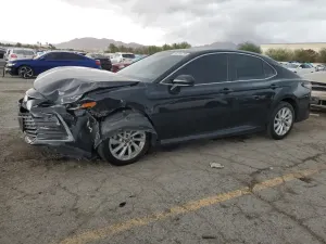Toyota Camry LE 2.5L 4 2022