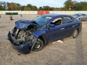 Nissan Sentra S 1.8L 4 2017