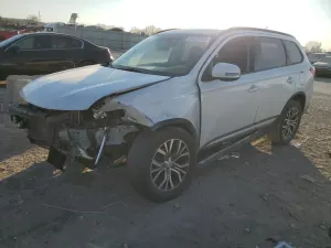 Mitsubishi Outlander SE 2.4L 4 2016