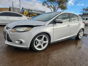 Ford Focus TITANIUM 2.0L 4 2014