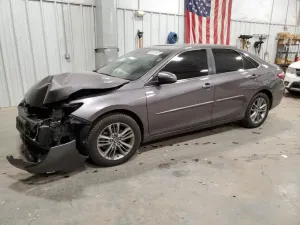 Toyota Camry LE 2.5L 4 2016