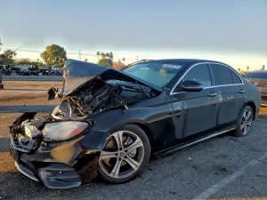 Mercedes-Benz E 300 4MATIC 2.0L 4 2019